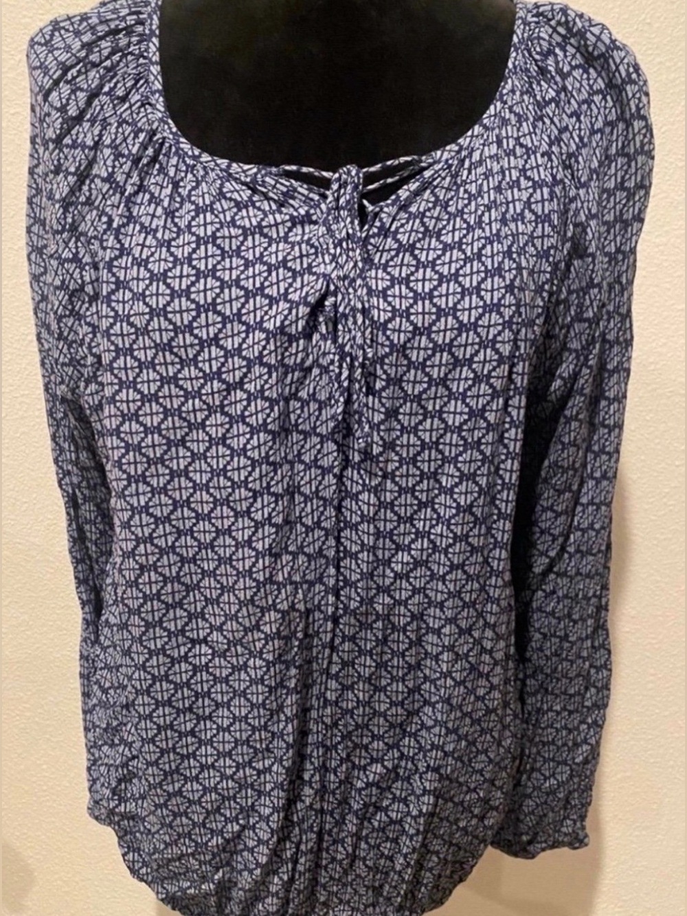 Women's Navy Patterned Long-Sleeve Tie-Neck Top (Size M)